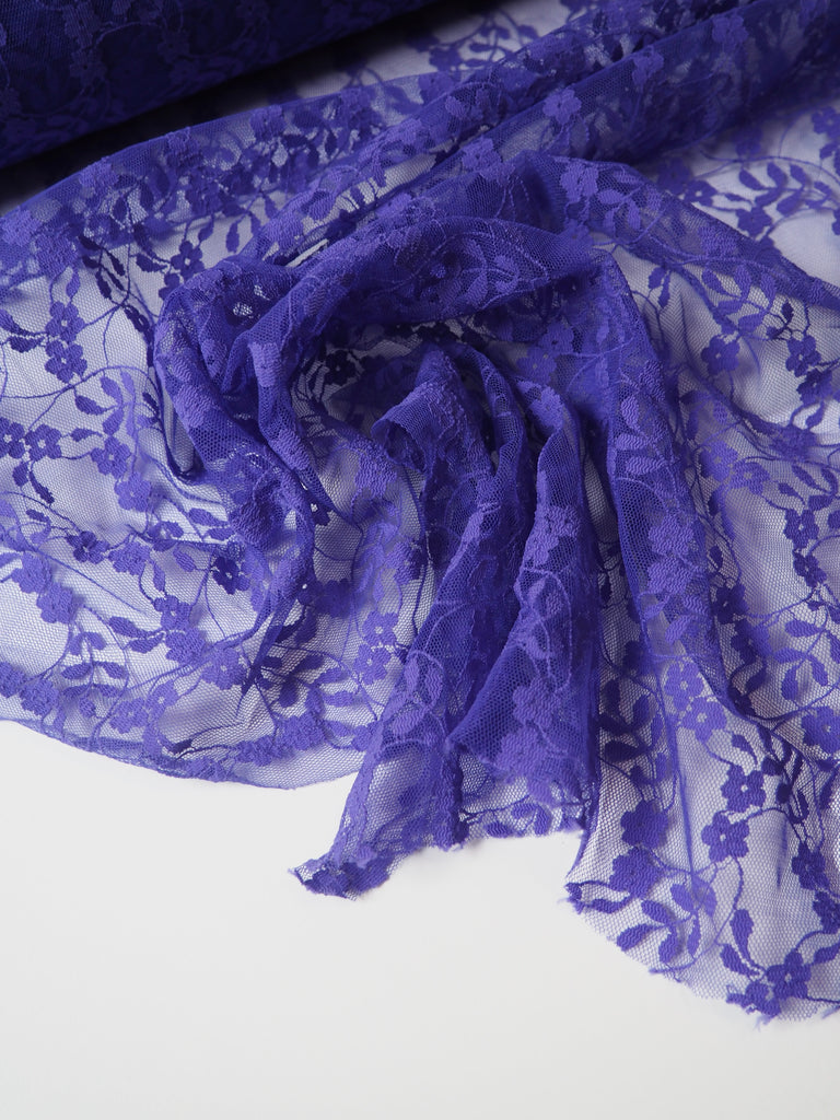 Violet Trailing Flower Lace