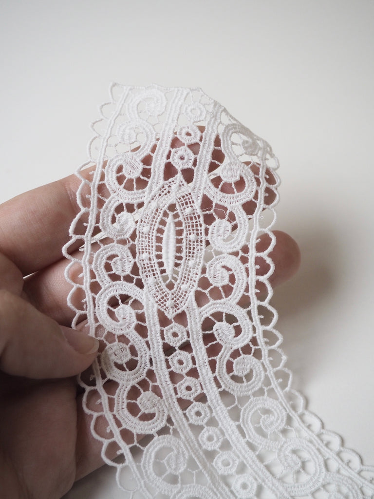 White Cotton Lace Collars