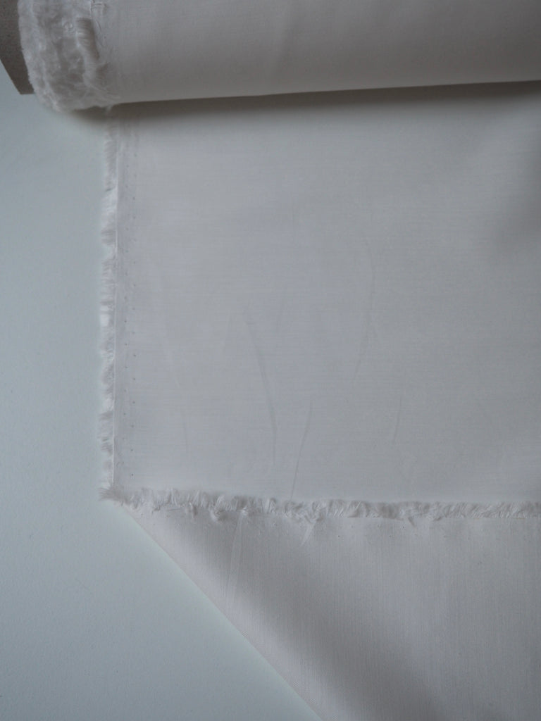 White Cotton/Nylon Lining