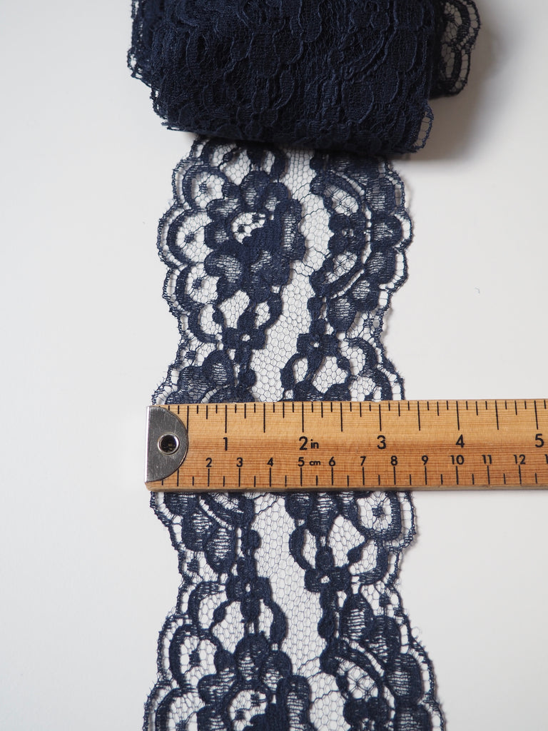 Marine Scallop Lace Trim 9cm