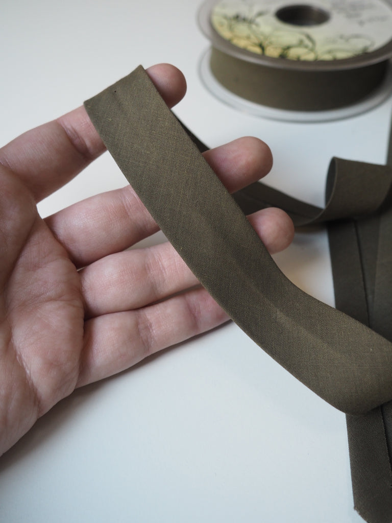 Olive Poly-Cotton Bias Binding 12mm