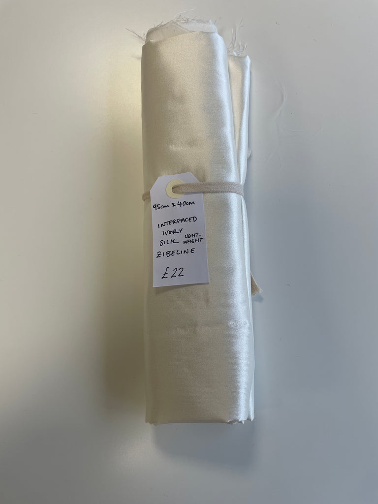 Ivory Interfaced Silk Light Zibeline Remnant