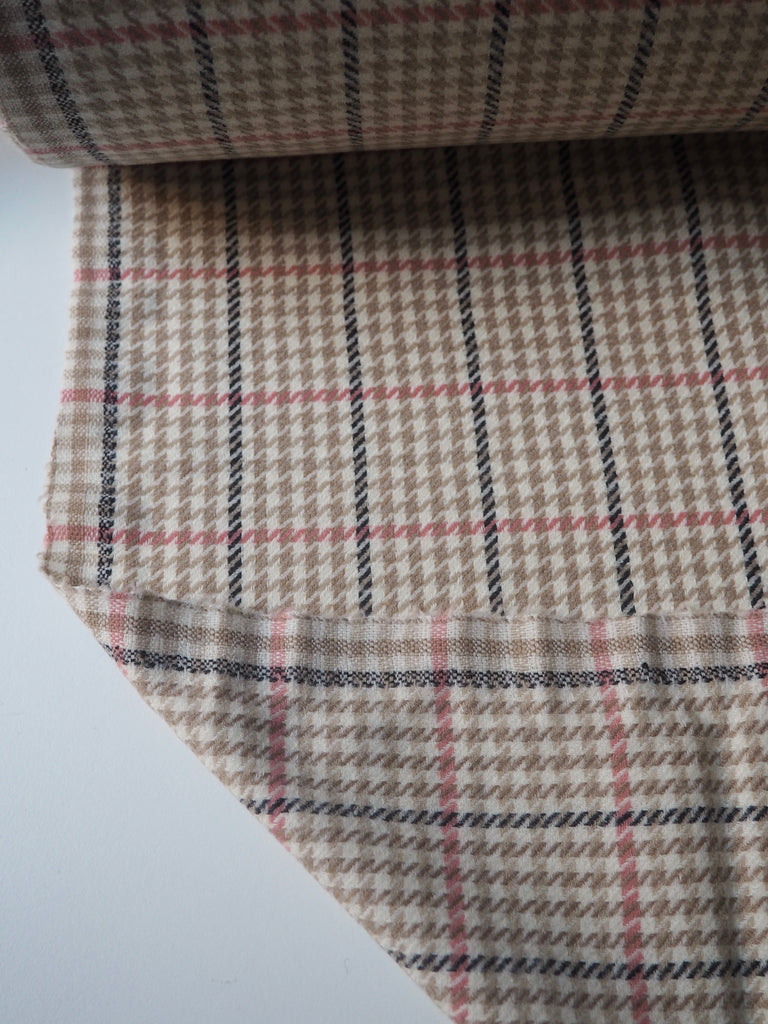 Salmon + Beige Houndstooth Check Wool