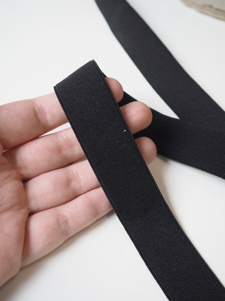 Black Plush Elastic 25mm