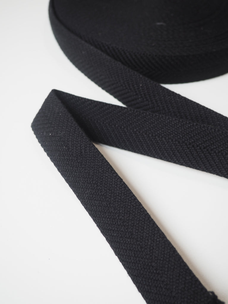 Black Heavy Cotton Herringbone Webbing 30mm