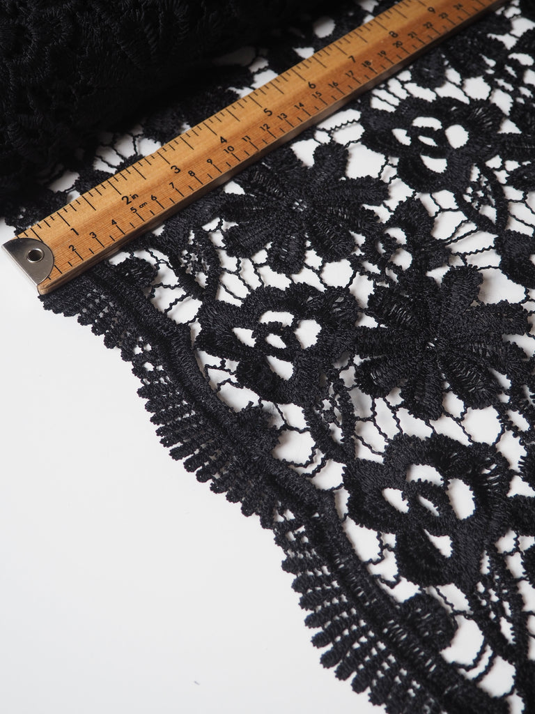 Black Scallop Guipure Lace