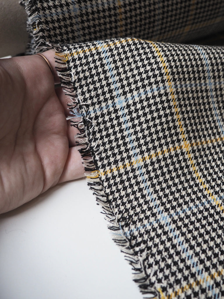 Mayfair Houndstooth Wool