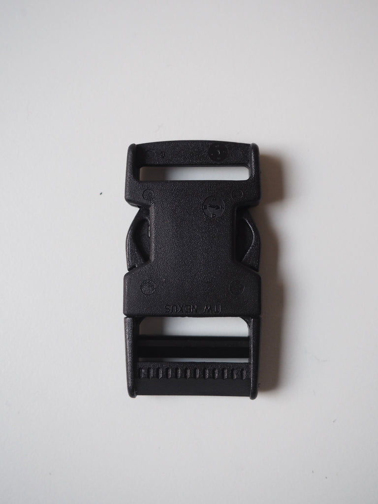 Black Squared Side Release Buckle 30mm