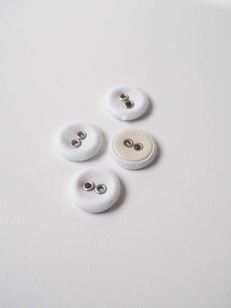 White Fabric Covered Buttons 16mm