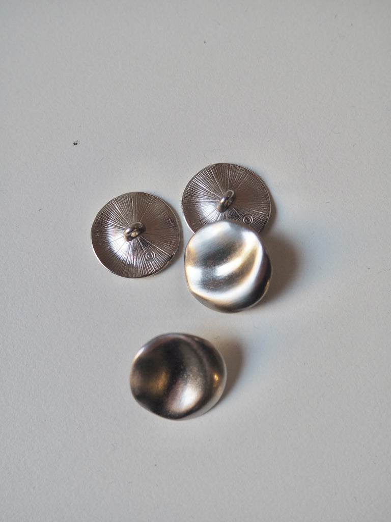 Silver Ripple Shank Buttons 20mm/32L