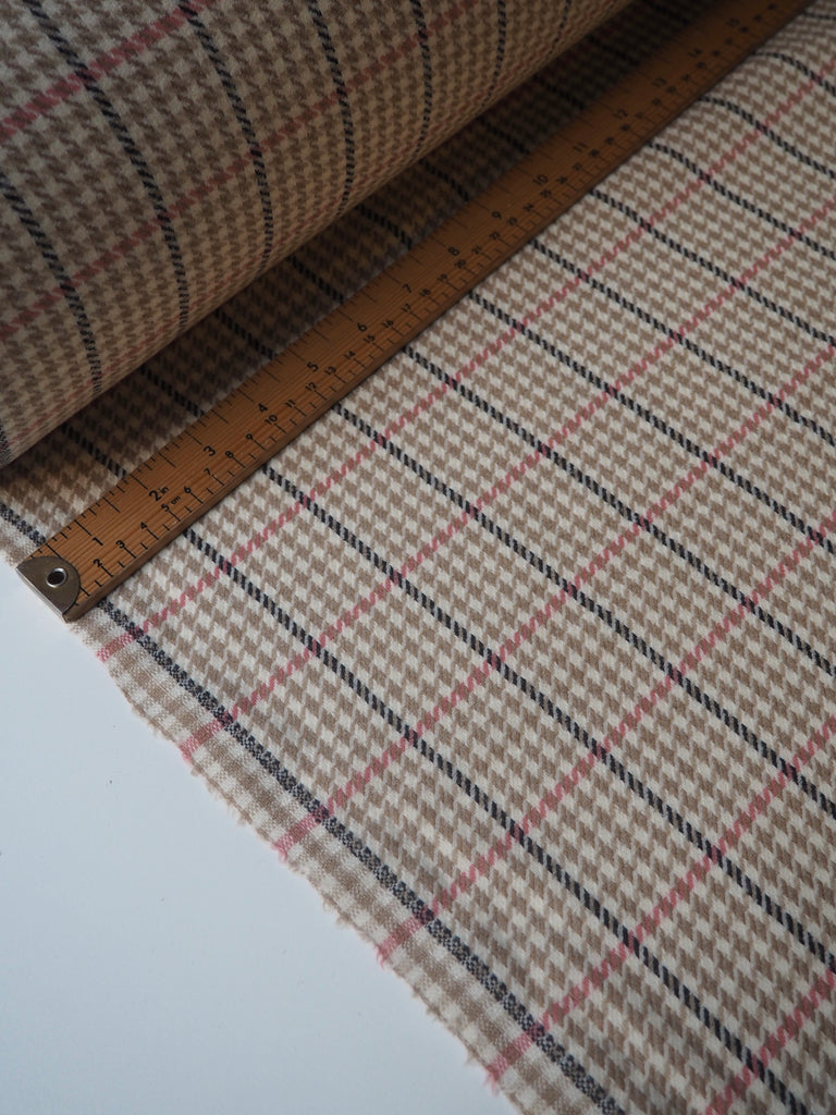 Salmon + Beige Houndstooth Check Wool