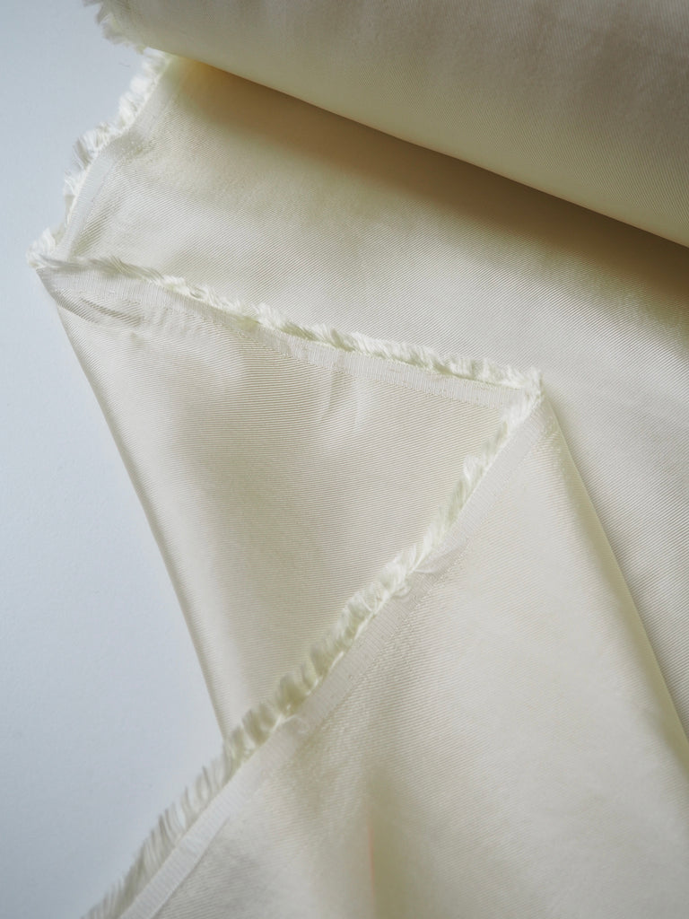 Vanilla Viscose Satin Twill Lining