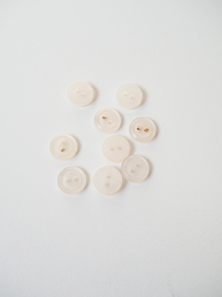 Ivory Translucent Rimmed Button 10mm