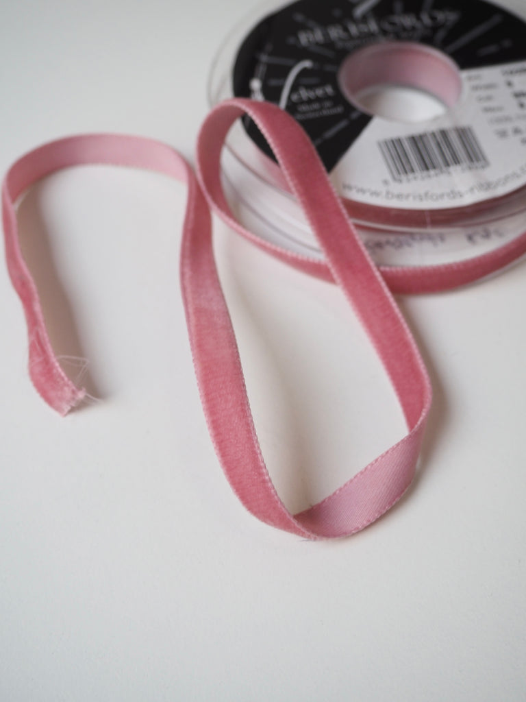 Berisfords Rose Velvet Ribbon 9mm