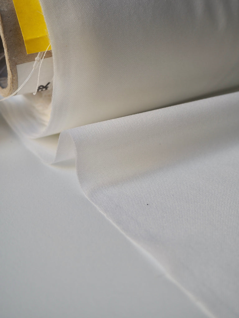 White Lightweight Fusible Interfacing