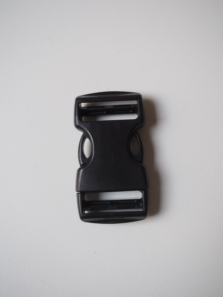 Black Dual Adjust Side Release Buckle 25mm