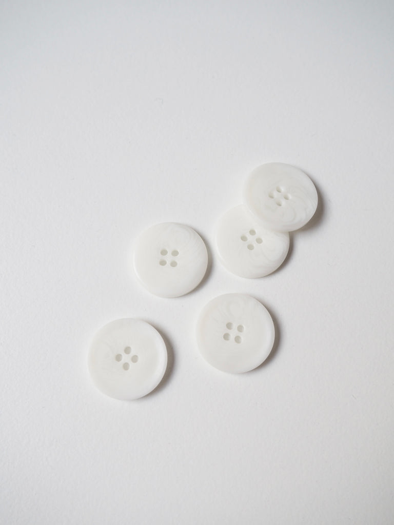 White Ridged Corozo Buttons 17mm/28L