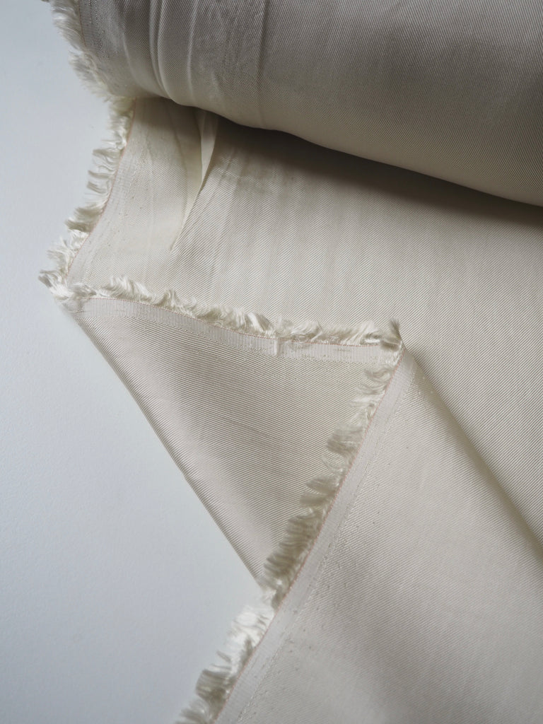 Oyster Viscose Satin Twill Lining