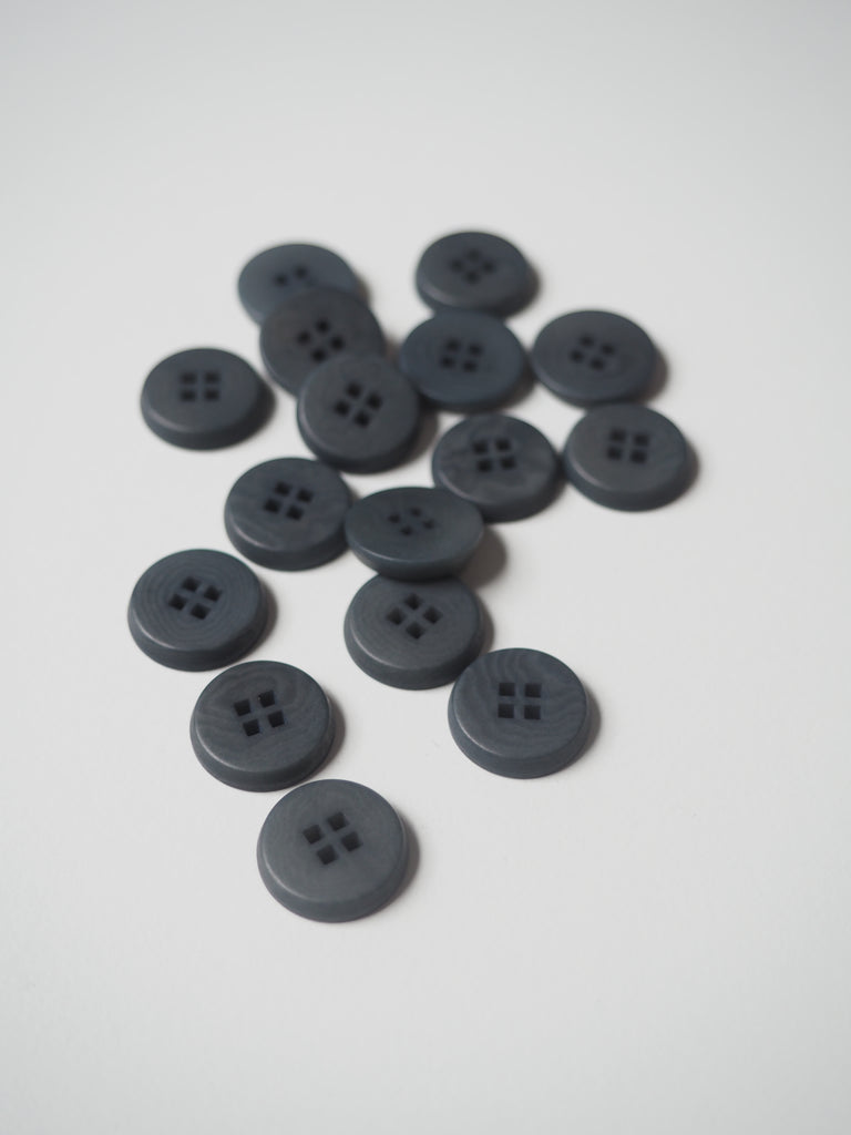 FOLK Square Hole Corozo Buttons 13mm/20L