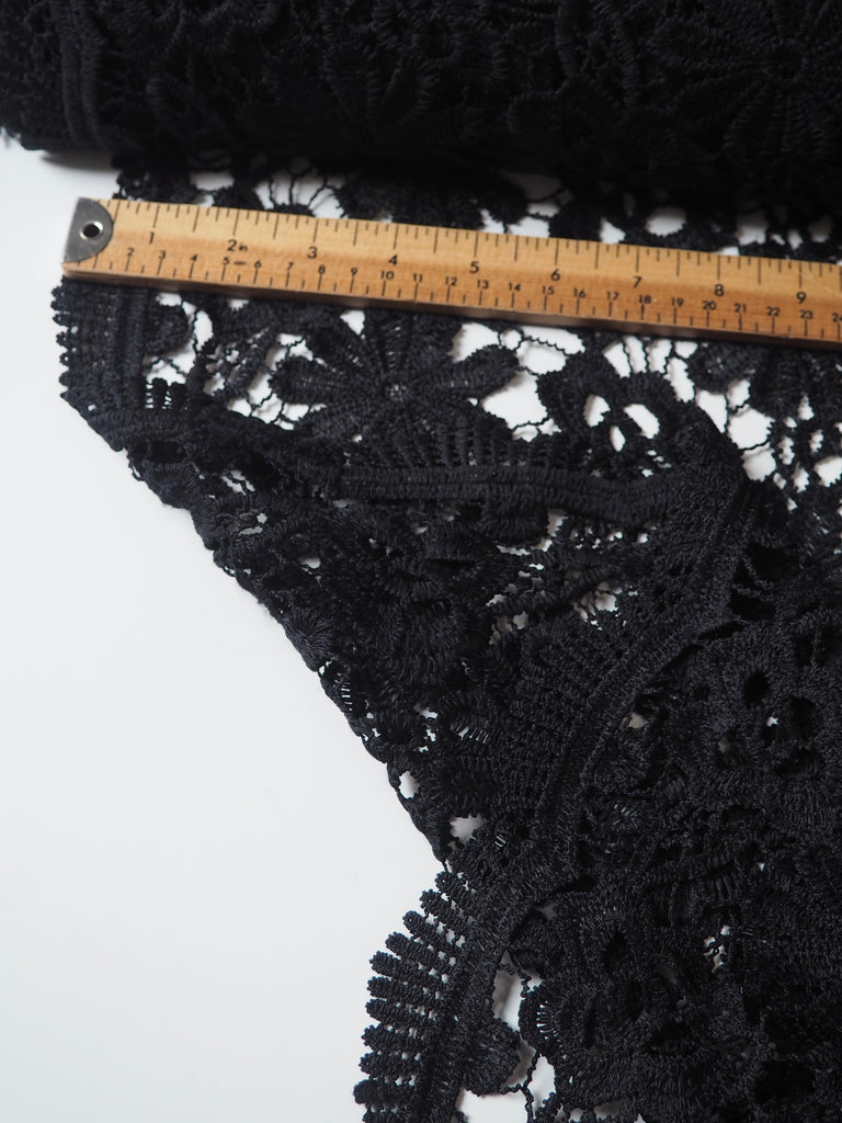 Black Scallop Guipure Lace