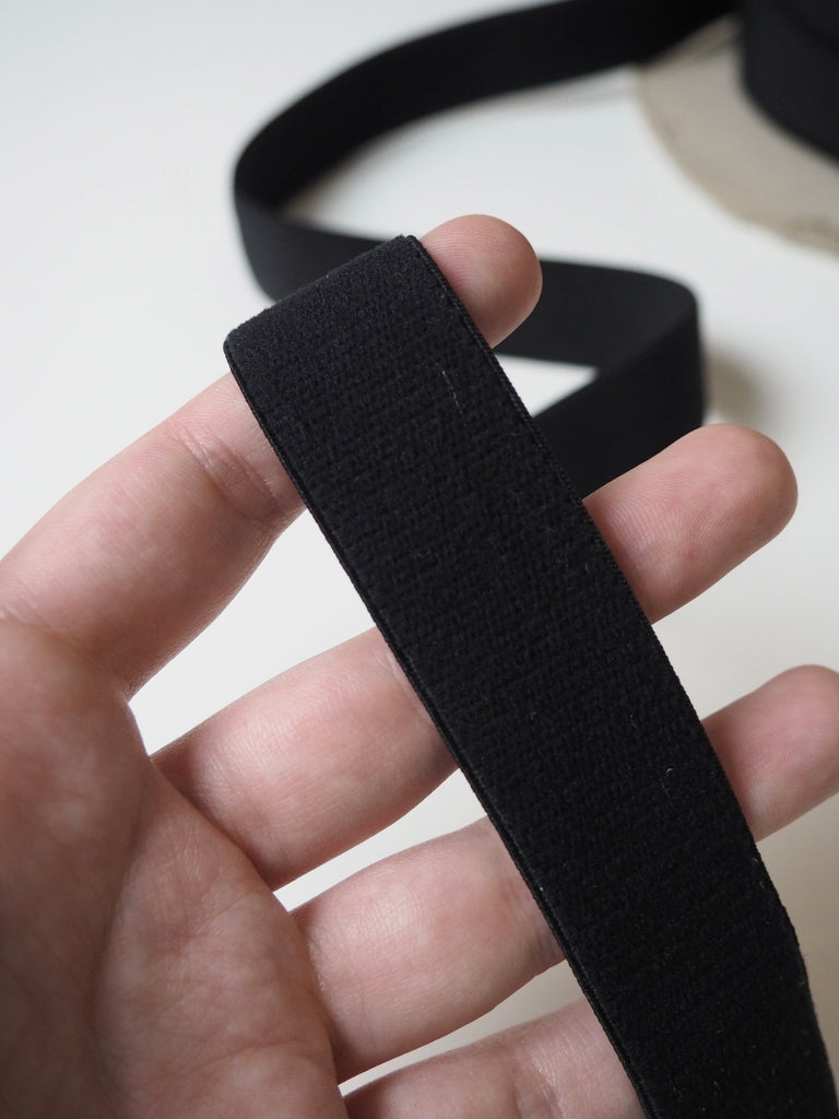 Black Plush Elastic 25mm