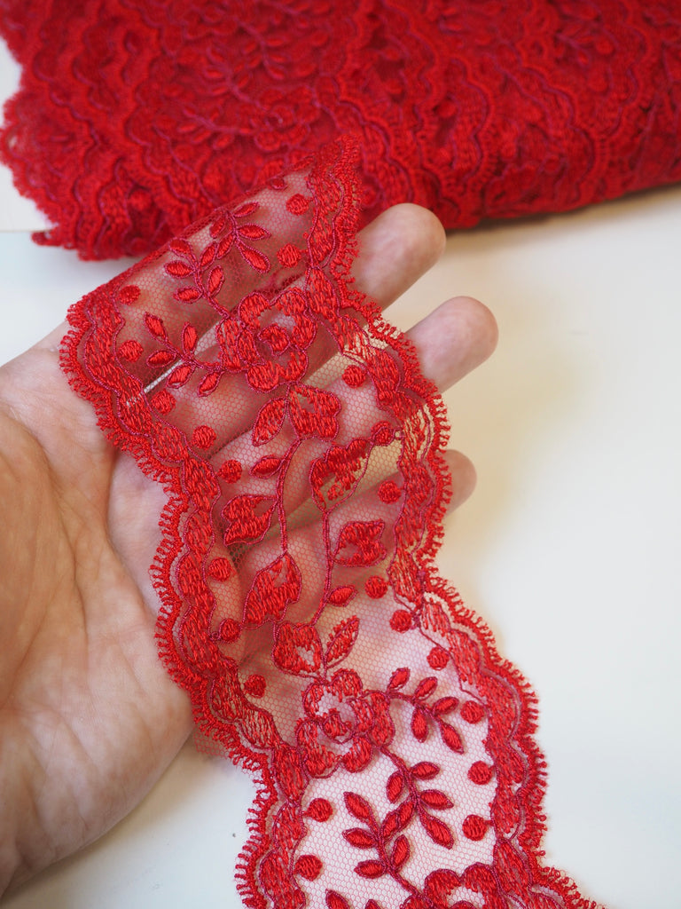 Rouge Rose Garland Scallop Lace Trim 6cm