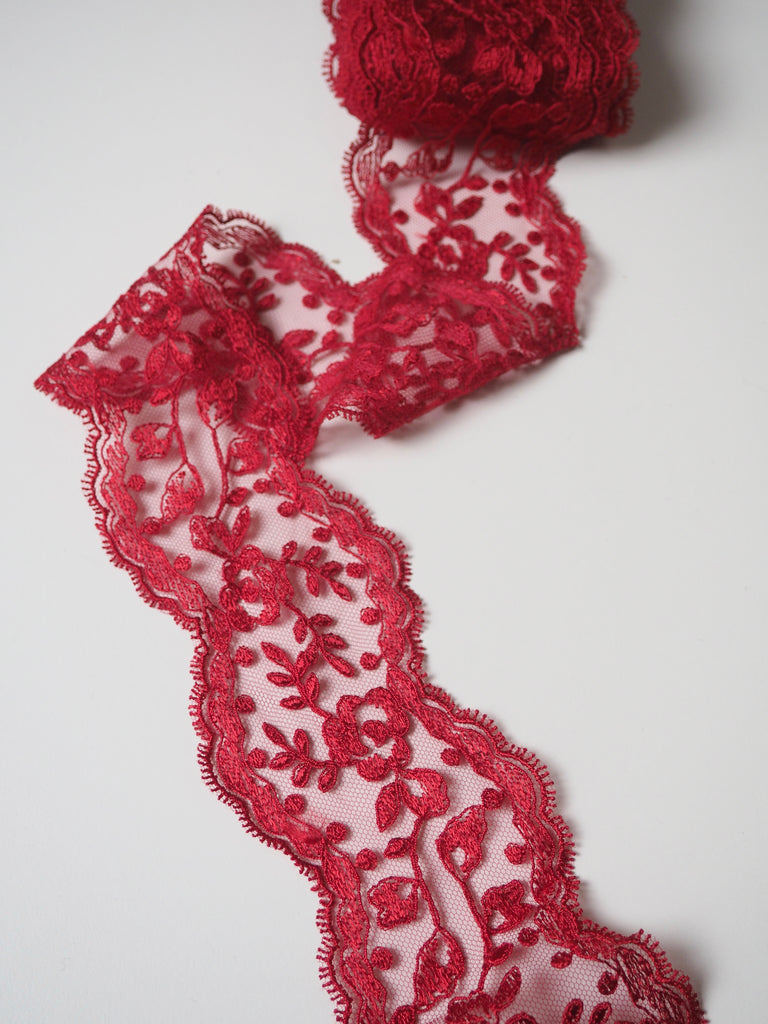 Red Rose Garland Scallop Lace Trim 6cm