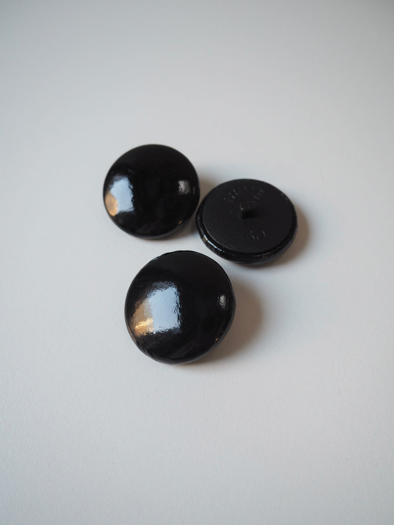 Black Patent Shank Button 30mm/47L