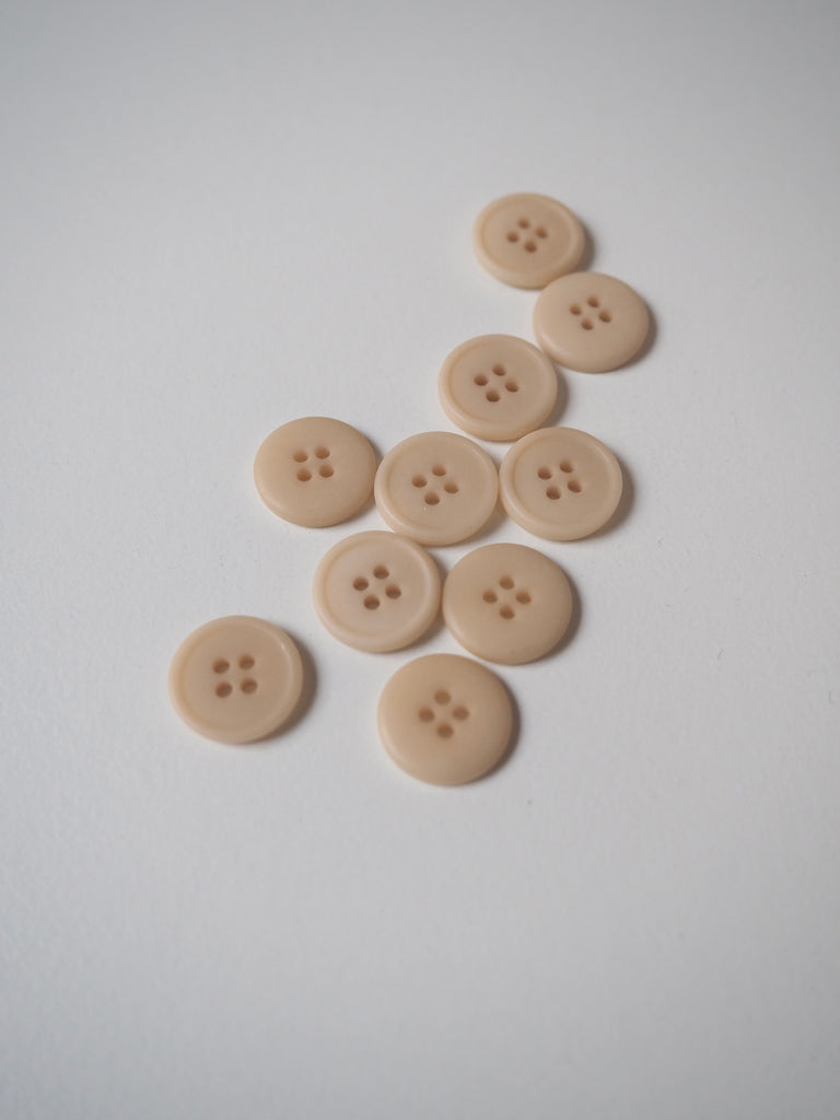 FOLK Flat-Rimmed Corozo Buttons 12mm/18L