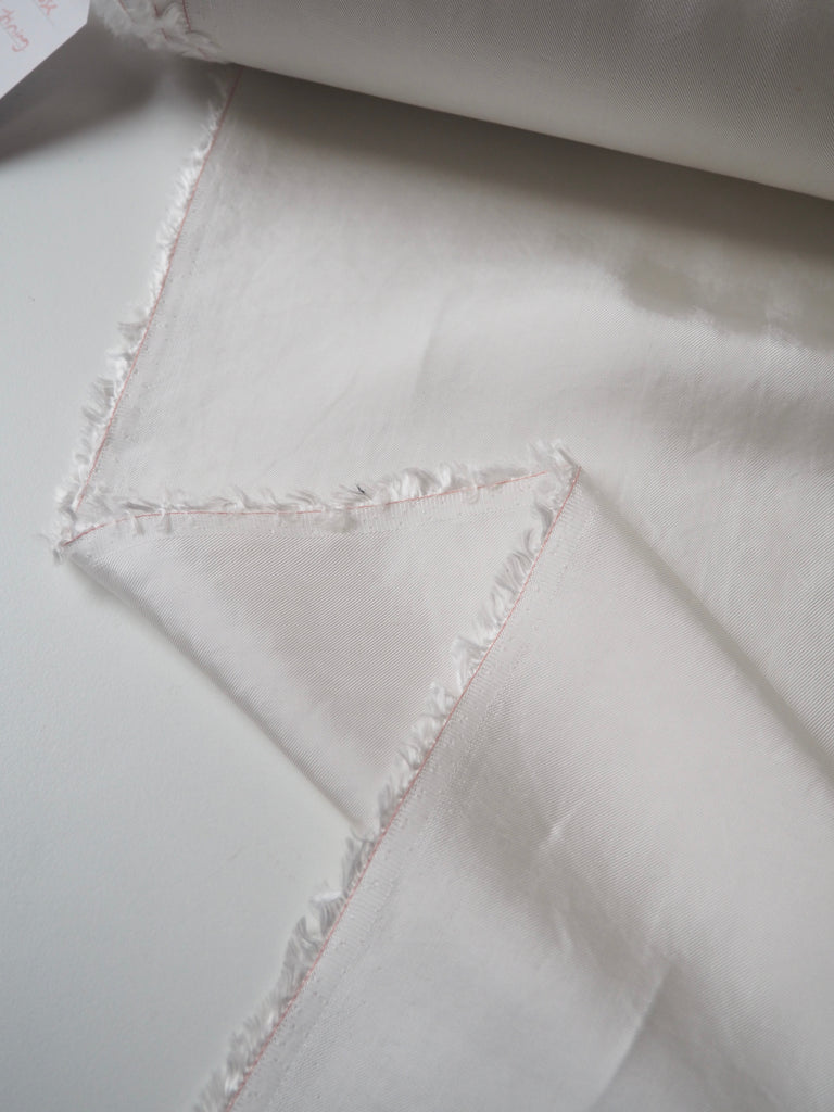 Off White Viscose Satin Twill Lining