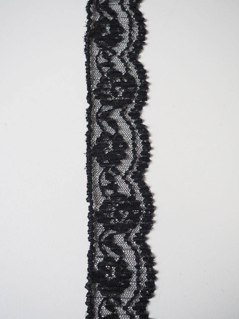 Black Crinkle Lace Trim 34mm