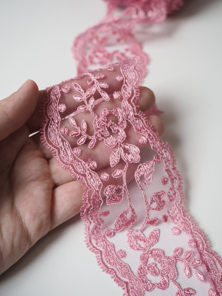 Pink Rose Garland Scallop Lace Trim 6cm