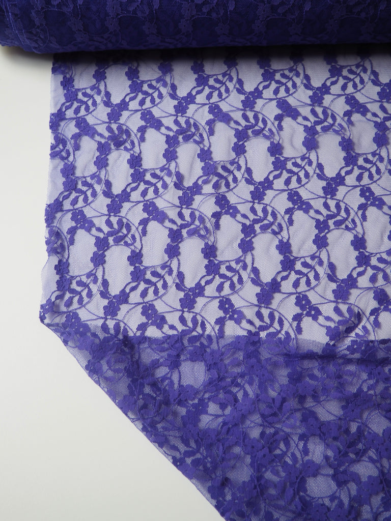 Violet Trailing Flower Lace