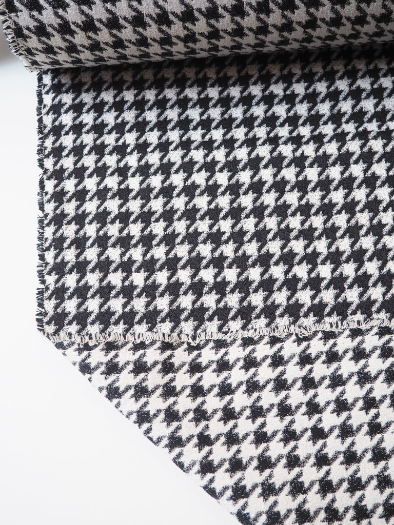 B+W Houndstooth Stretch Jacquard