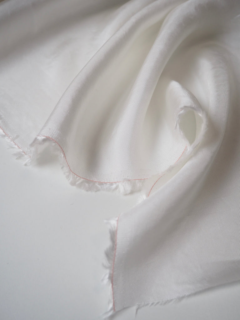 Off White Viscose Satin Twill Lining