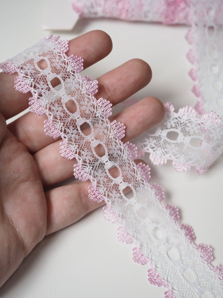 Pastel Pink Scallop Lace Trim 3.5cm