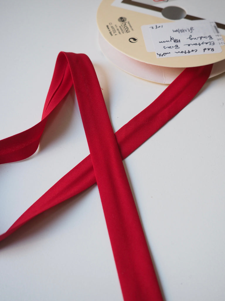 Red Stretch Cotton Bias Binding 9mm