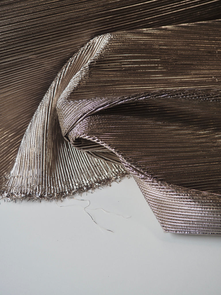 Metallic Rib Cloqué