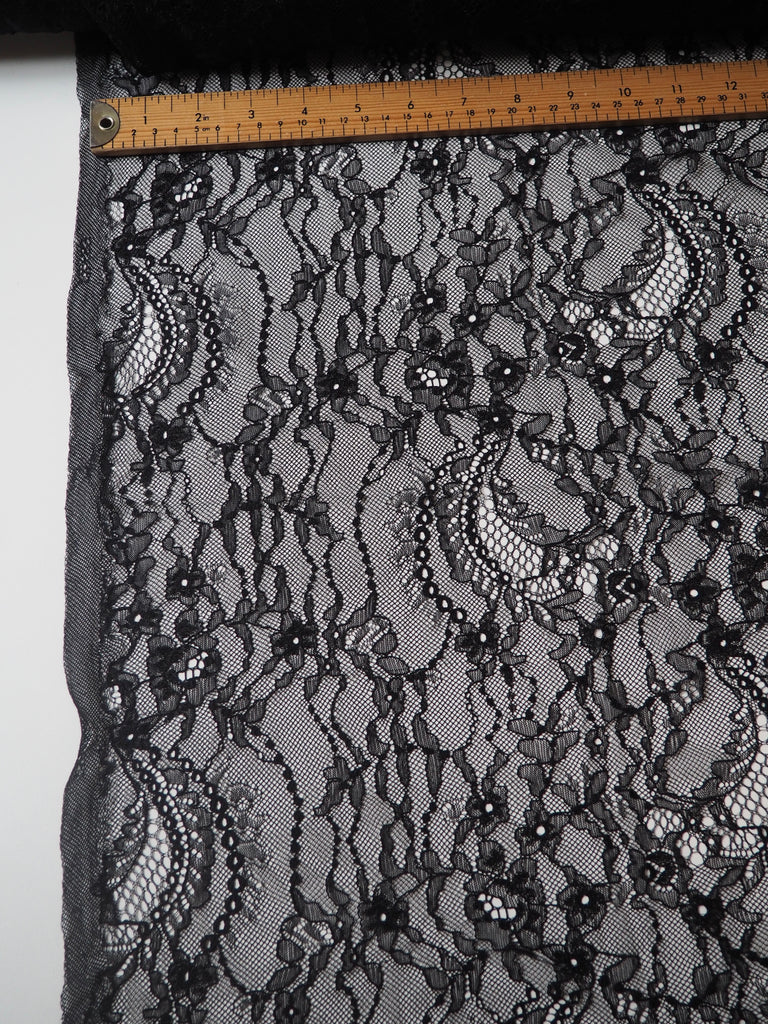 Black Swirl Chantilly Lace