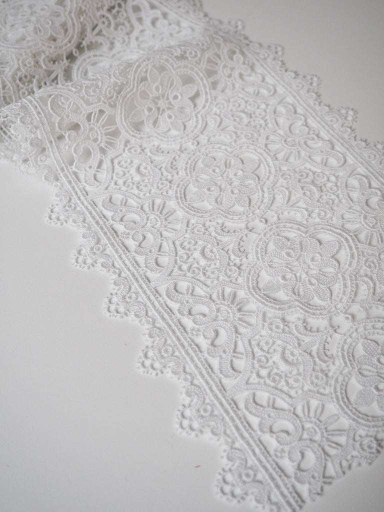 White Ornate Cotton Lace Trim 15cm