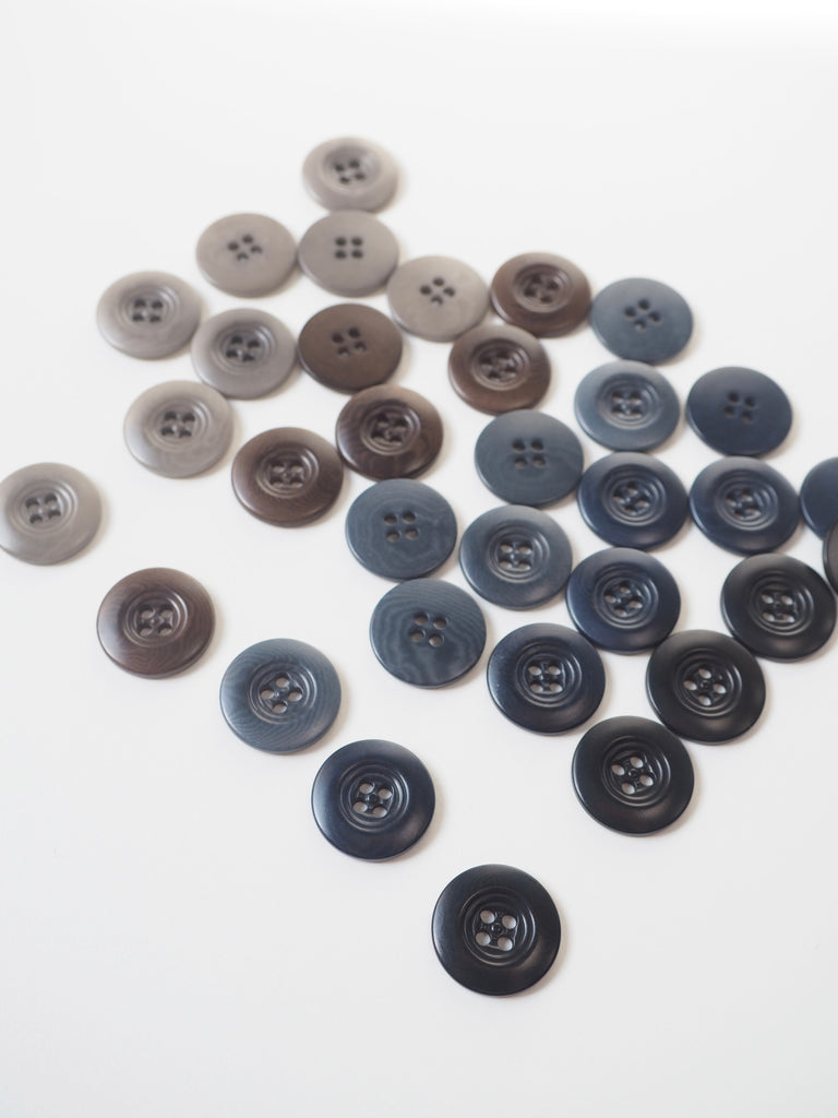 FOLK Target Corozo Buttons 18mm/28L