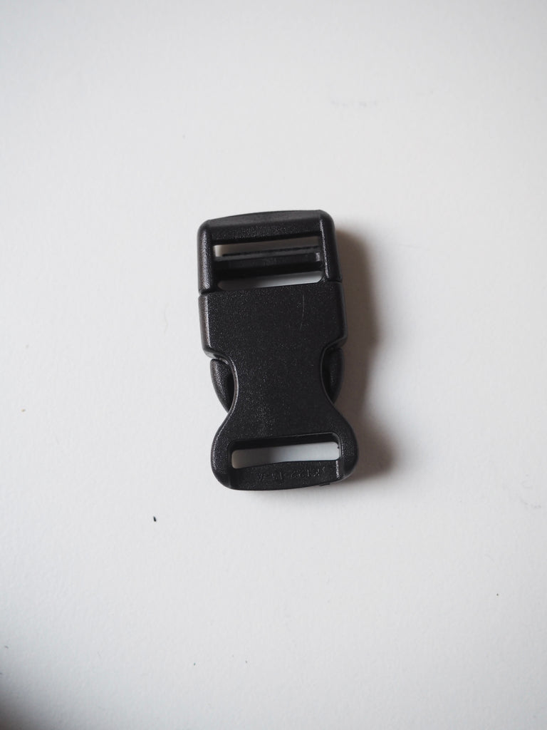 Black Squared Side Release Buckle 16mm