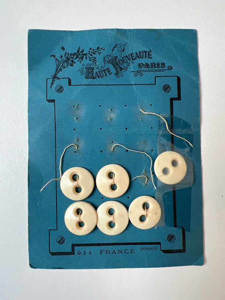Vintage Buttons 17mm