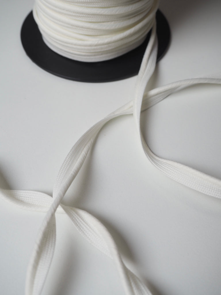 White Nylon Piping 8mm