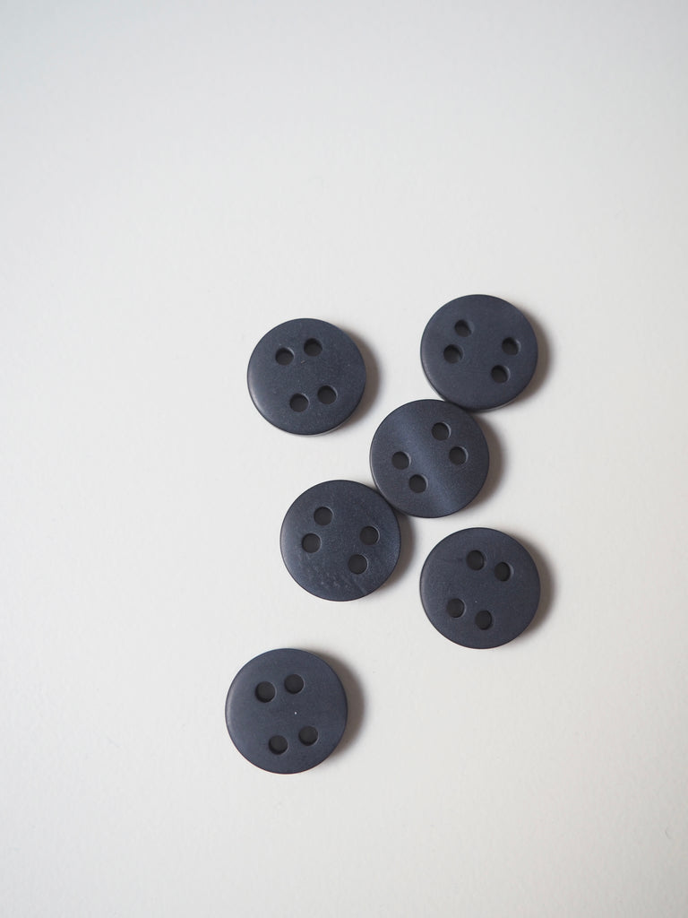 Midnight Buttons 14mm/22L