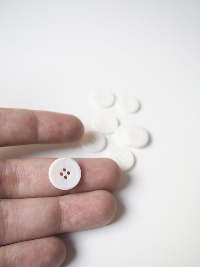 White Ridged Corozo Buttons 14mm/22L