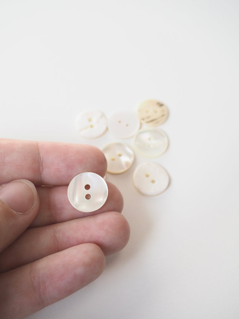 Shell Buttons 15mm