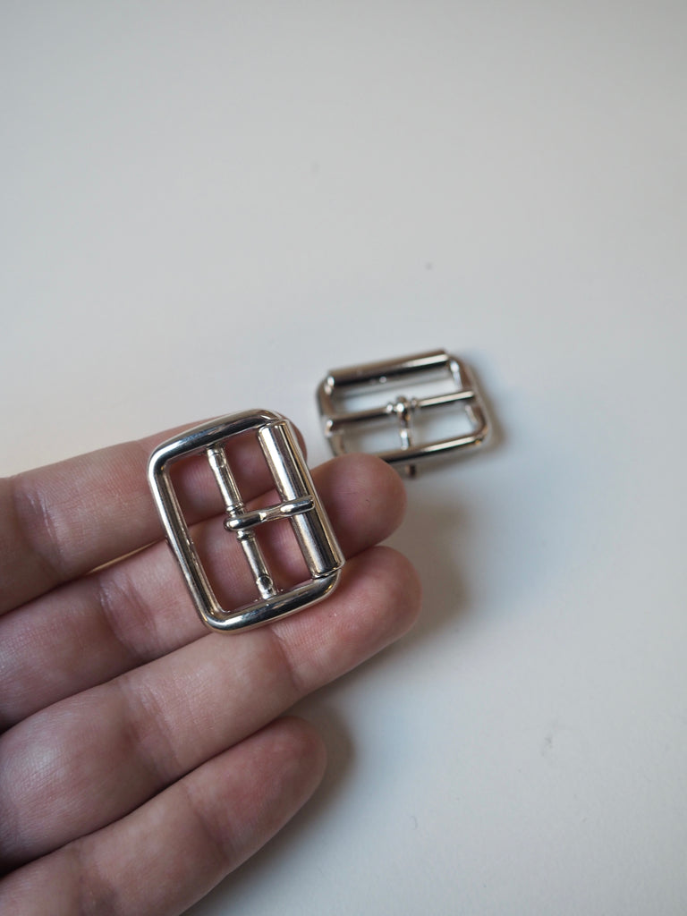 Silver Buckle 25mm