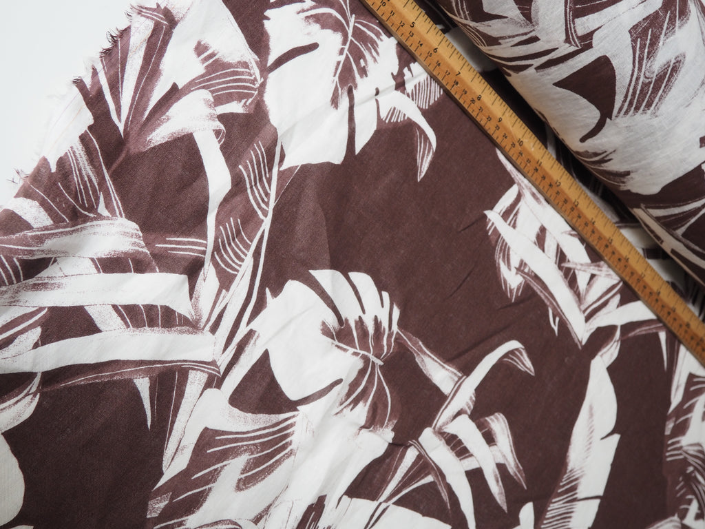 Mahogany Palm Print Linen