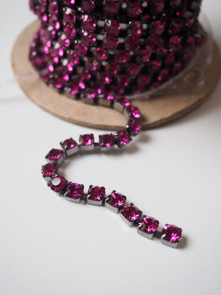 Preciosa Fuchsia Crystal + Pewter Cup Chain - 5mm